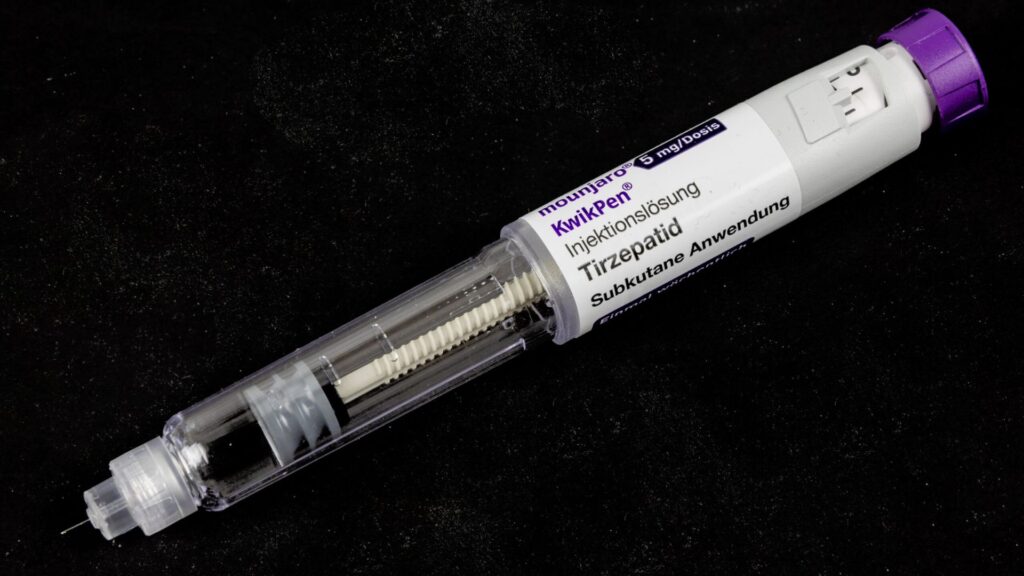 Caneta de aplicação de Mounjaro para tratamento metabólico