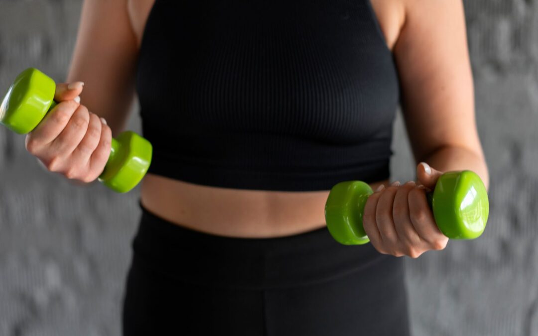 Emagrecimento com canetas exige ganho de massa muscular? Entenda os riscos da perda muscular